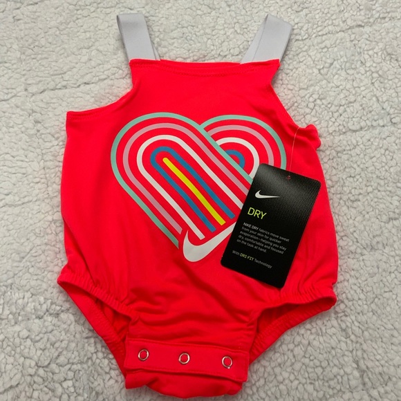 nike dri fit bathing suit